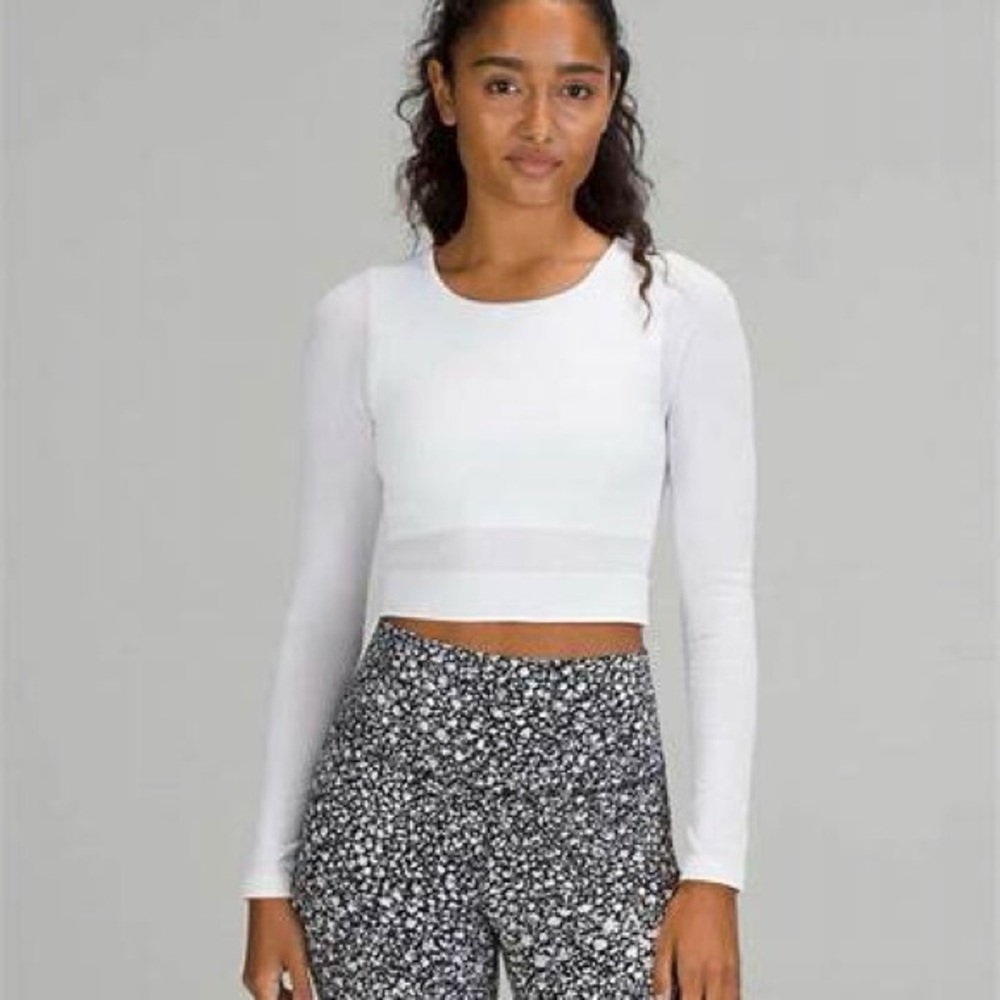 Lululemon White Fitted Long Sleeve Crop Top